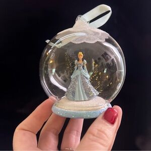 2013 Disney Hallmark Cinderella Blown Glass Ball Ornament